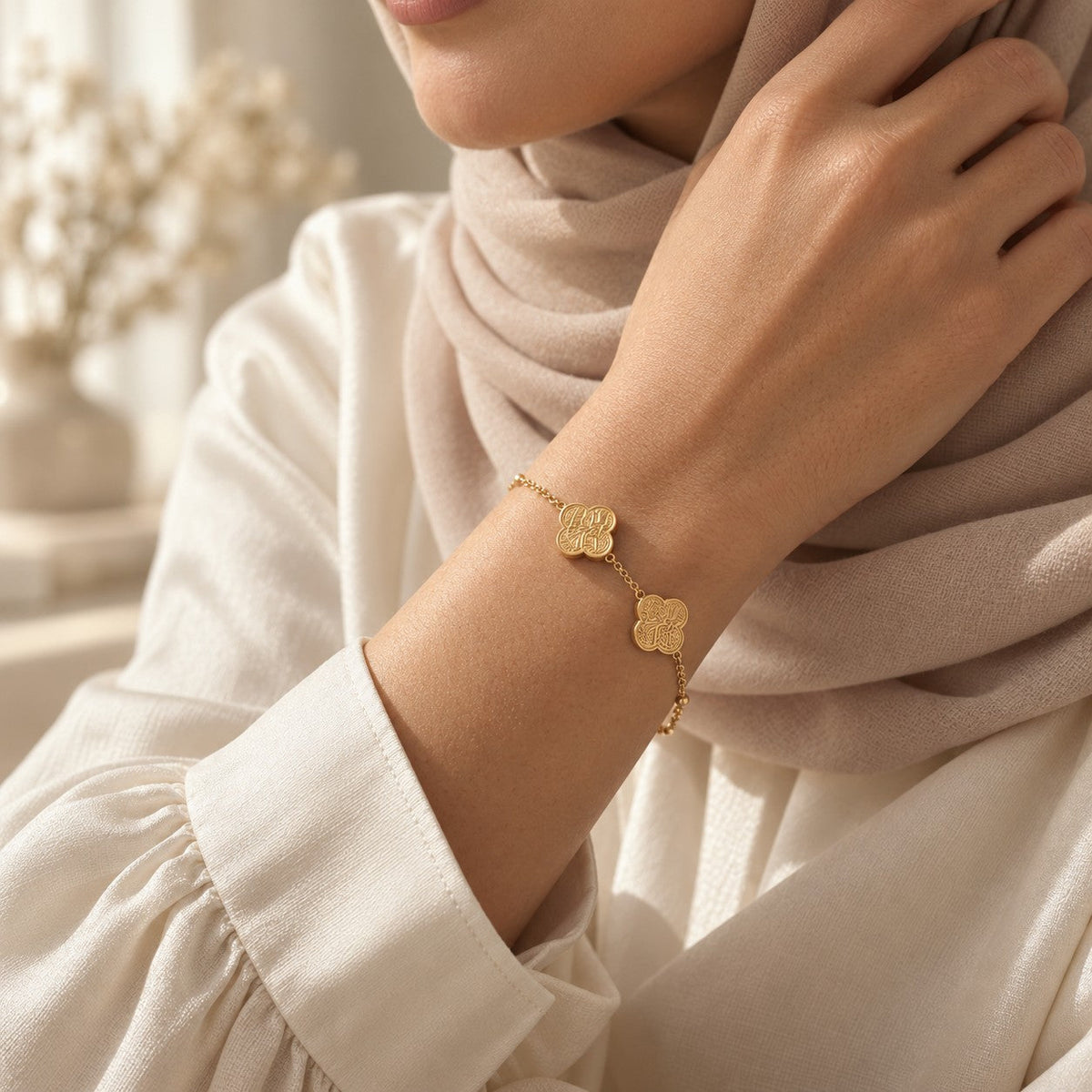 Woman wearing the Rawdat Al Fuad Bracelet